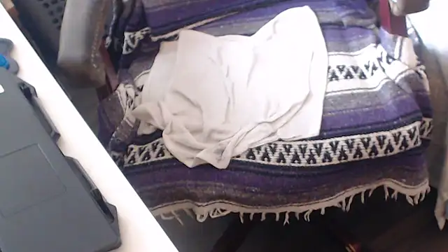 Snapshot of QueenDenizeAndTheCaptain chatting on 09.22.25 QueenDenizeAndTheCaptain online show from 09.22.25