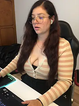 kayortiiz online show from 05.26.26