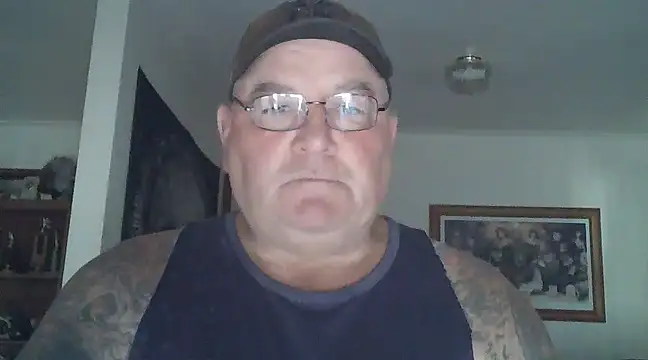 Snapshot of HOTANAL chatting on 02.27.25 HOTANAL online show from 02.27.25