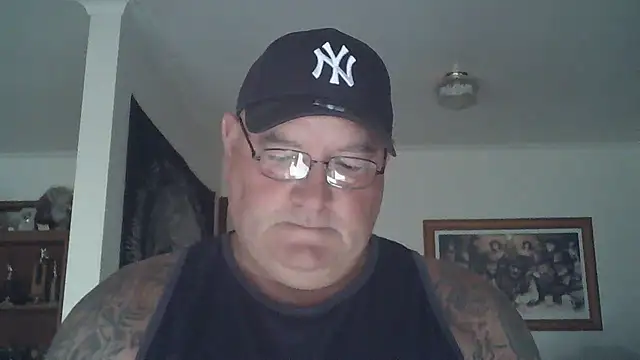 Snapshot of HOTANAL chatting on 03.03.25 HOTANAL online show from 03.03.25