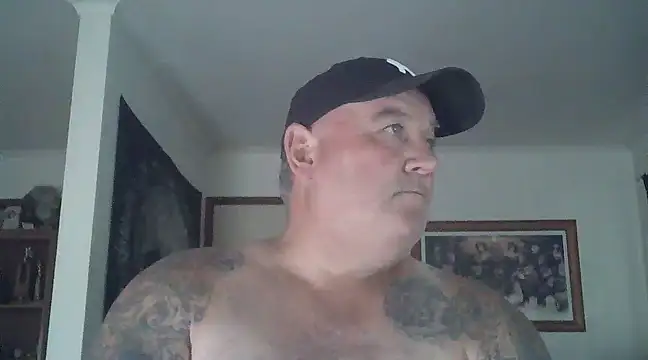 Snapshot of HOTANAL chatting on 03.06.25 HOTANAL online show from 03.06.25