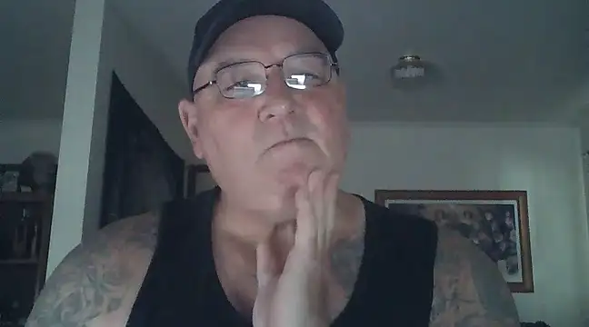 Snapshot of HOTANAL chatting on 03.09.25 HOTANAL online show from 03.09.25