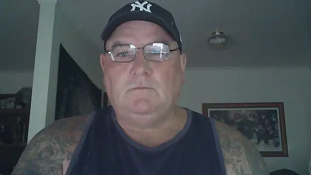 Snapshot of HOTANAL chatting on 03.16.25 HOTANAL online show from 03.16.25