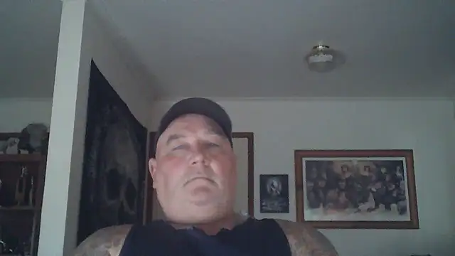 Snapshot of HOTANAL chatting on 03.22.25 HOTANAL online show from 03.22.25