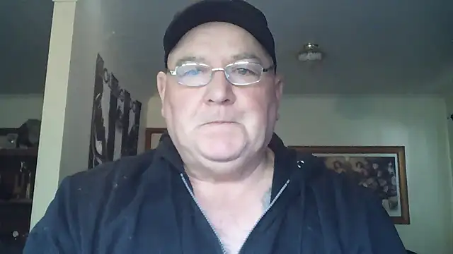 Snapshot of HOTANAL chatting on 09.12.25 HOTANAL online show from 09.12.25