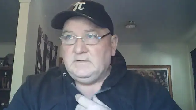 Snapshot of HOTANAL chatting on 09.13.25 HOTANAL online show from 09.13.25