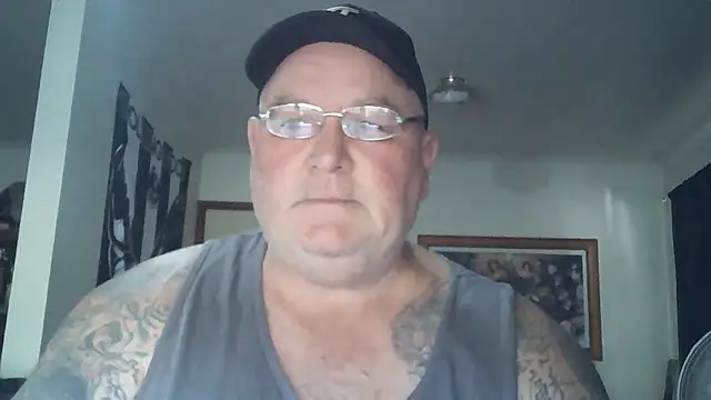 Snapshot of HOTANAL chatting on 11.01.25 HOTANAL online show from 11.01.25