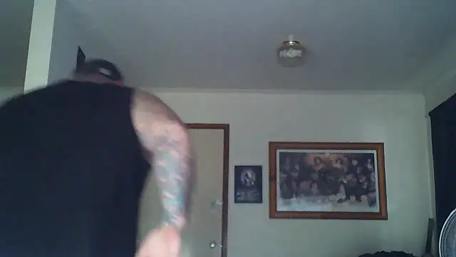 Snapshot of HOTANAL chatting on 11.30.25 HOTANAL online show from 11.30.25