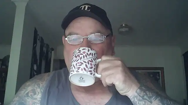 Snapshot of HOTANAL chatting on 12.03.25 HOTANAL online show from 12.03.25