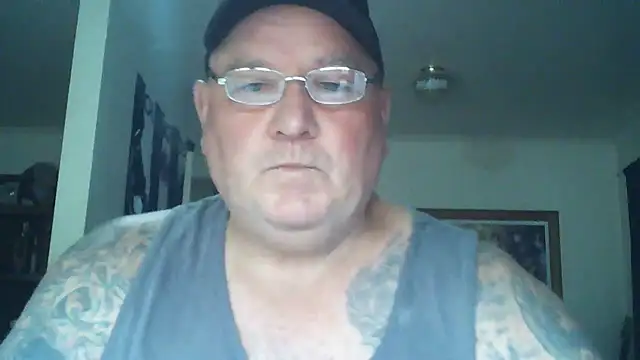 Snapshot of HOTANAL chatting on 01.12.26 HOTANAL online show from 01.12.26