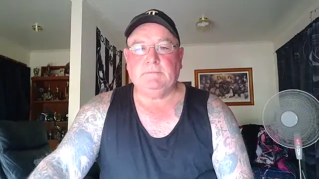 Snapshot of HOTANAL chatting on 02.02.26 HOTANAL online show from 02.02.26