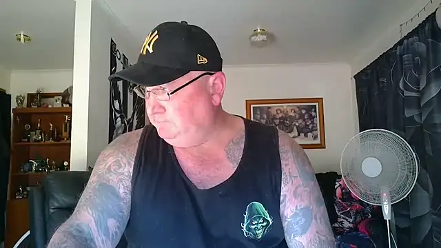 Snapshot of HOTANAL chatting on 02.03.26 HOTANAL online show from 02.03.26