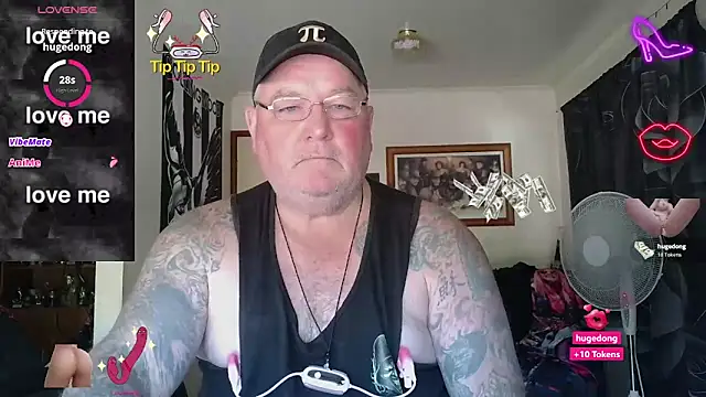 Snapshot of HOTANAL chatting on 02.15.26 HOTANAL online show from 02.15.26