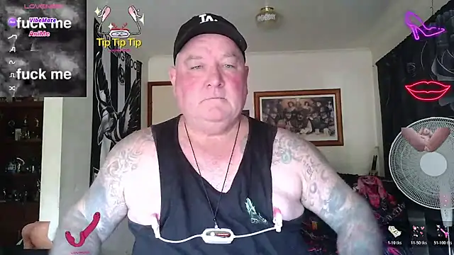 Snapshot of HOTANAL chatting on 02.18.26 HOTANAL online show from 02.18.26