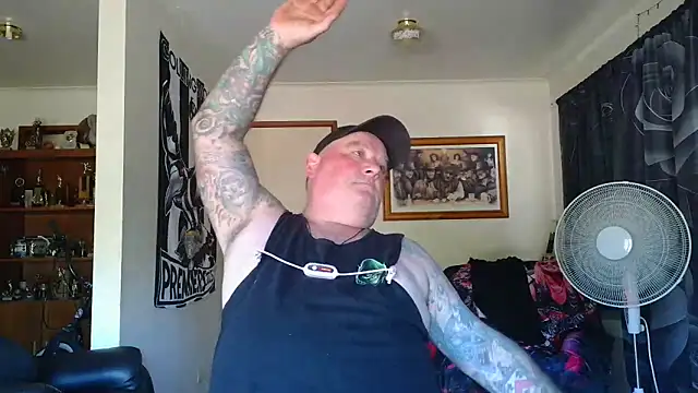 Snapshot of HOTANAL chatting on 03.05.26 HOTANAL online show from 03.05.26