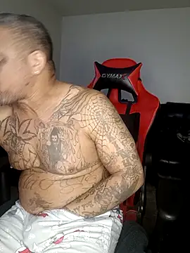 yellowwetfox online show from 02.10.26