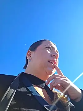 isabella rossse online show from 04.06.26