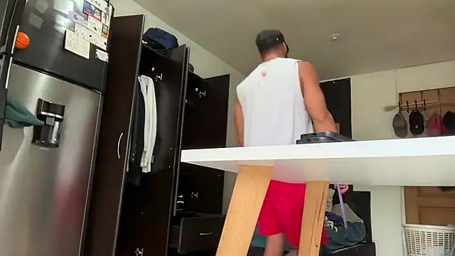 romeolovedark online show from 04.13.26