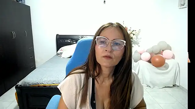 Xiimen online show from 09.17.25