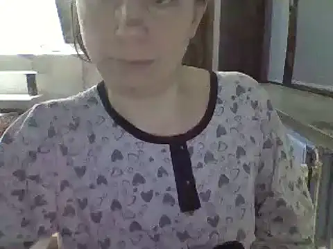 Moi Lina online show from 12.02.24