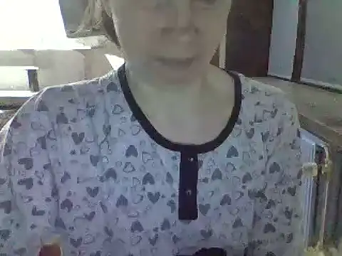 Moi Lina online show from 12.08.24