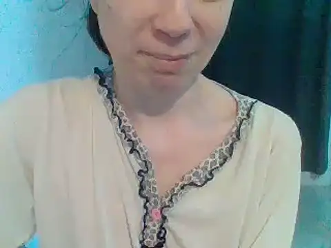 Moi Lina online show from 12.25.24