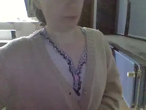 Moi Lina online show from 01.17.25