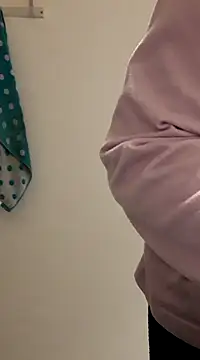 Moi Lina online show from 03.16.25