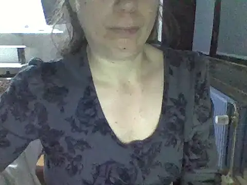 Moi Lina online show from 10.05.25