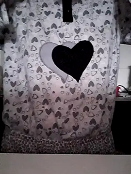 Moi Lina online show from 11.25.25