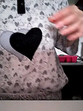 Moi Lina online show from 02.07.26