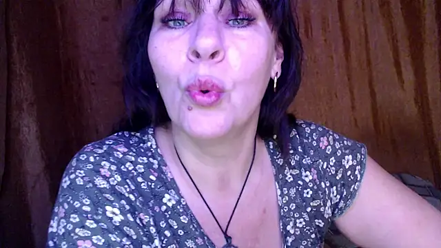 Snapshot of karina_ren_ chatting on 02.09.25 karina ren online show from 02.09.25