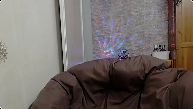 AnnieEltgant online show from 02.03.26