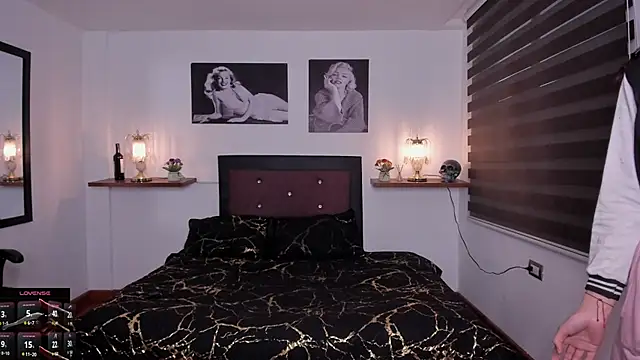 Mariana Joness online show from 10.09.25