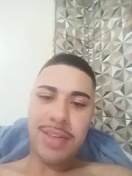 Snapshot of 19cmpeni chatting on 10.25.25 19cmpeni online show from 10.25.25