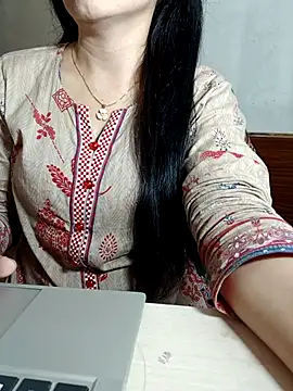 Snapshot of Chanchal--Navya chatting on 05.07.26 Chanchal--Navya online show from 05.07.26