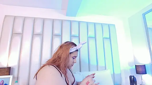 aandreaperez online show from 02.14.26