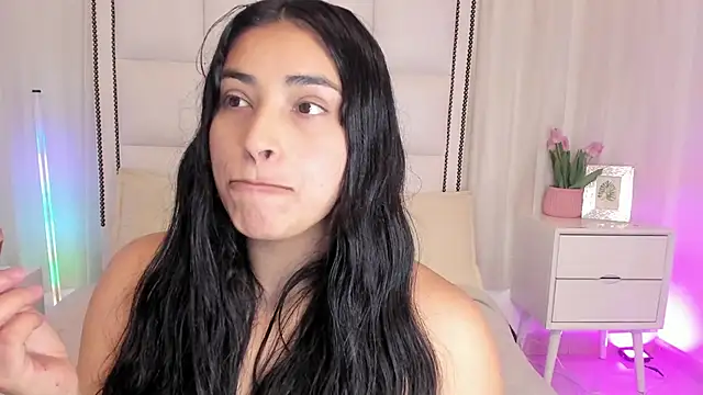 Kirara 22 online show from 11.21.25