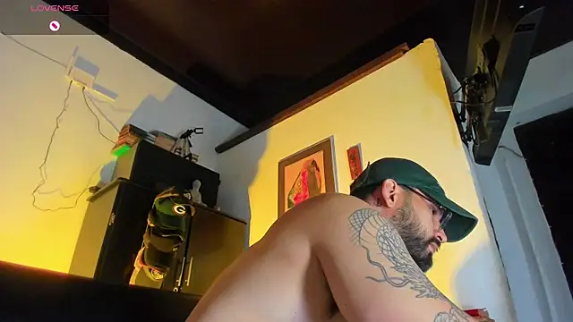 CamiloGray  online show from 10.11.25