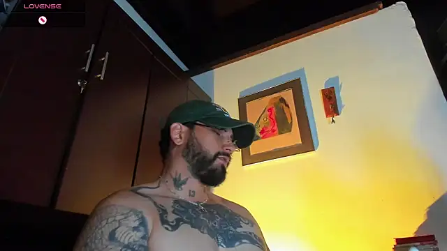 Snapshot of CamiloGray_ chatting on 03.30.26 CamiloGray online show from 03.30.26