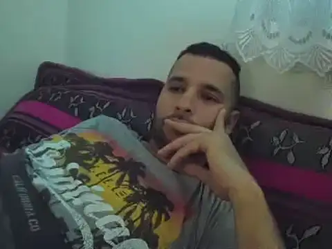 Snapshot of Dani_Lop chatting on 01.17.25 Dani Lop online show from 01.17.25