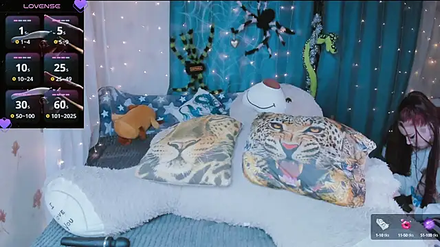 Snapshot of XNuka_Flower_LoverX chatting on 02.08.25 XNuka Flower LoverX online show from 02.08.25