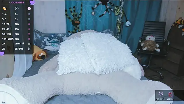 Snapshot of XNuka_Flower_LoverX chatting on 03.20.25 XNuka Flower LoverX online show from 03.20.25