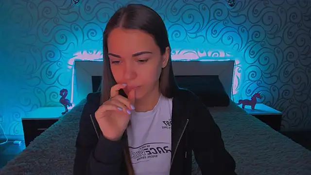 AlexaBarkley online show from 12.19.24