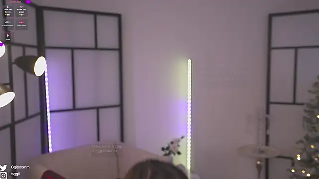 Snapshot of Gigi_ohlala chatting on 12.15.24 Gigi ohlala online show from 12.15.24