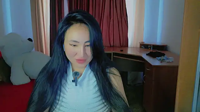 AsianQueens online show from 02.05.25