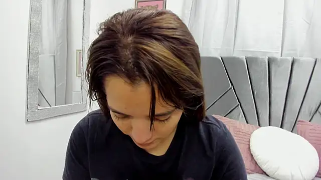 Gretten wright online show from 02.06.25