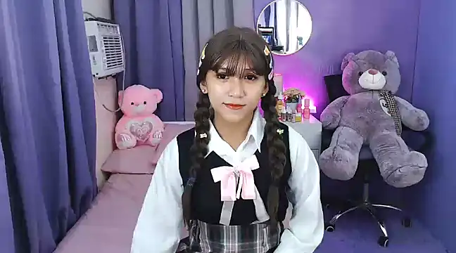 Snapshot of urlovelyfreya chatting on 02.18.25 urlovelyfreya online show from 02.18.25