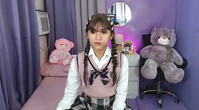 Snapshot of urlovelyfreya chatting on 02.22.25 urlovelyfreya online show from 02.22.25