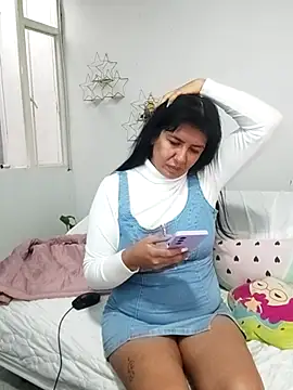 aisha latina online show from 02.18.26